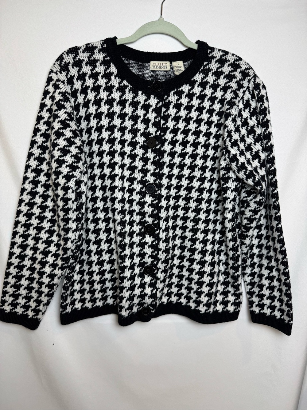 Classic Elements Black & White Houndstooth Button-Front Sweater LG